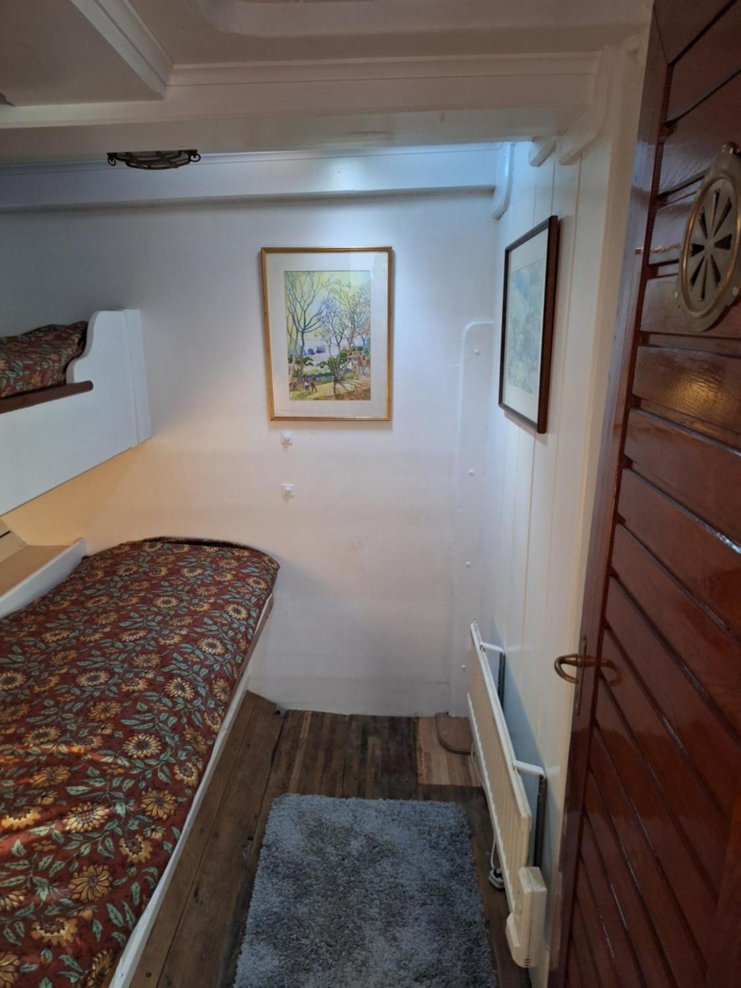 ホテル Historic Wooden Ship 'Ursula' イースト・カウズ エクステリア 写真